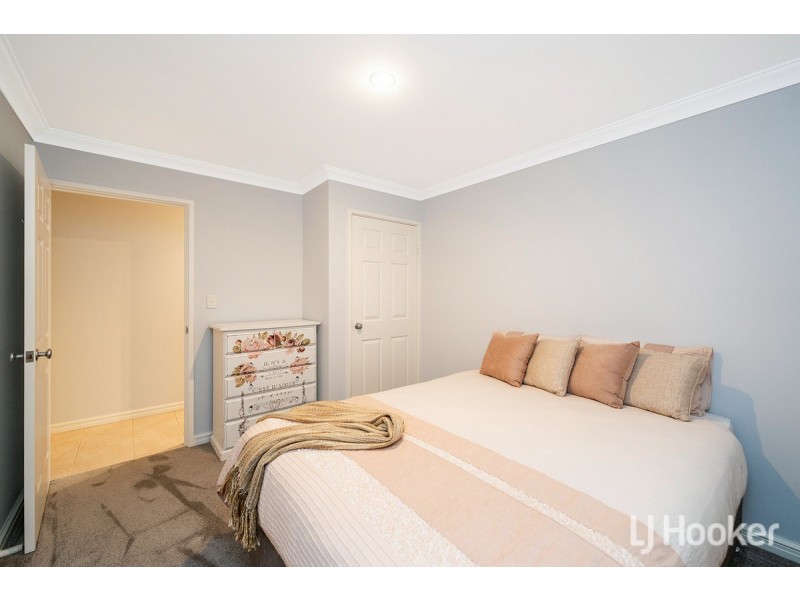 10 Westview Parade, Wannanup WA 6210