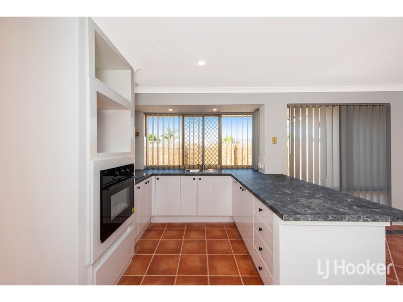 10 Kedron Place, Greenfields WA 6210