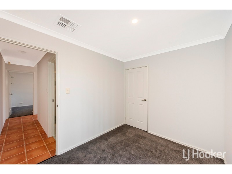 10 Kedron Place, Greenfields WA 6210