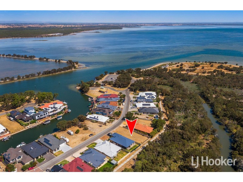 40 Batavia Quays, South Yunderup WA 6208