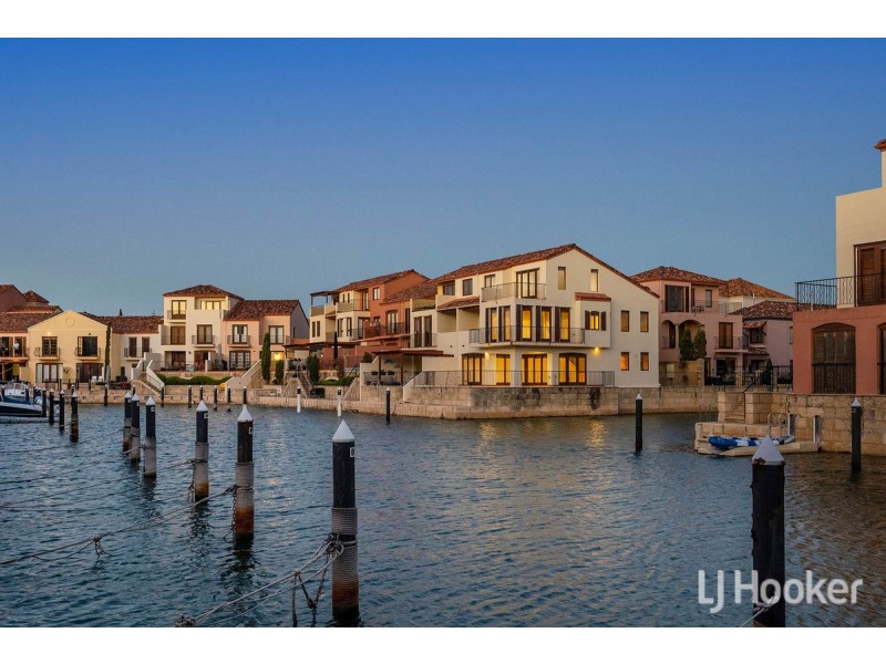 104/18 Port Quays, Wannanup WA 6210