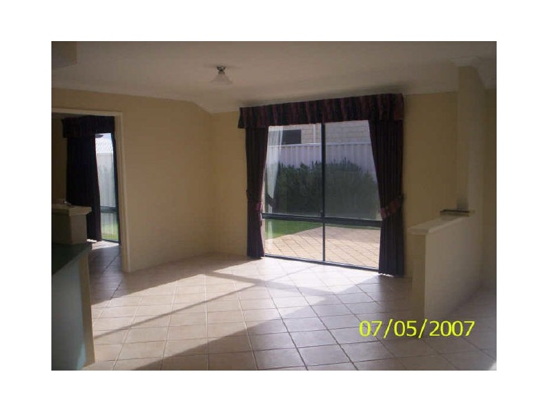 15 Vlamingh Gate, Dudley Park WA 6210