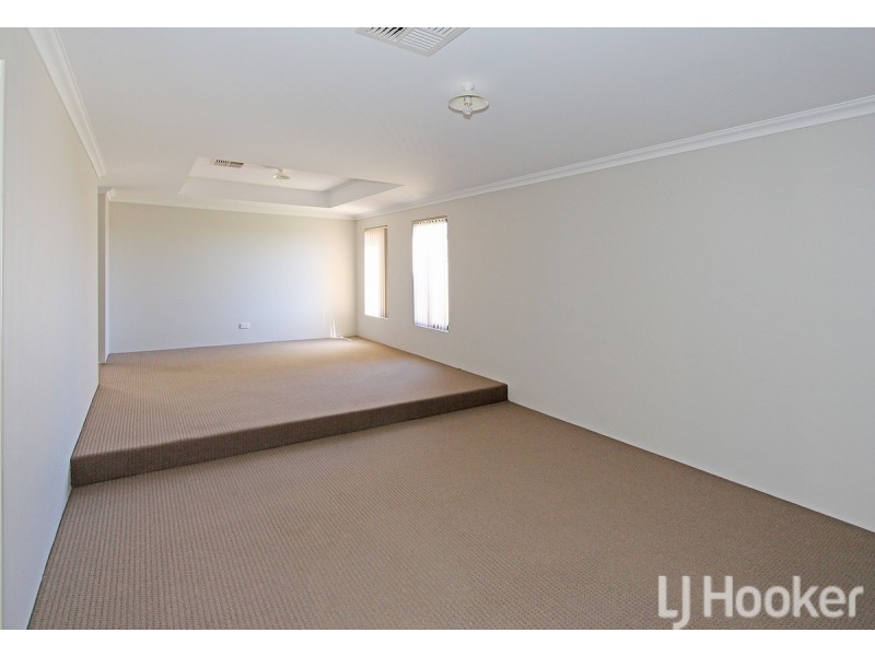 10 Balicup Way, Lakelands WA 6180