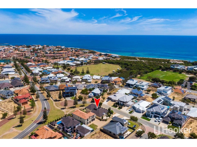 13 Seaview Place, Wannanup WA 6210