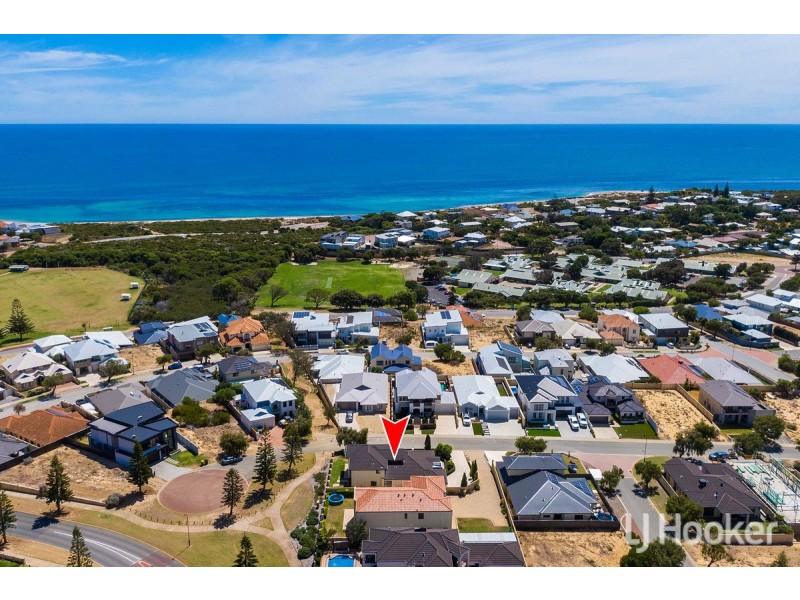 13 Seaview Place, Wannanup WA 6210