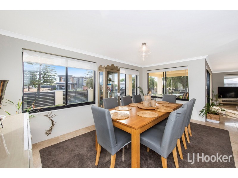 13 Seaview Place, Wannanup WA 6210