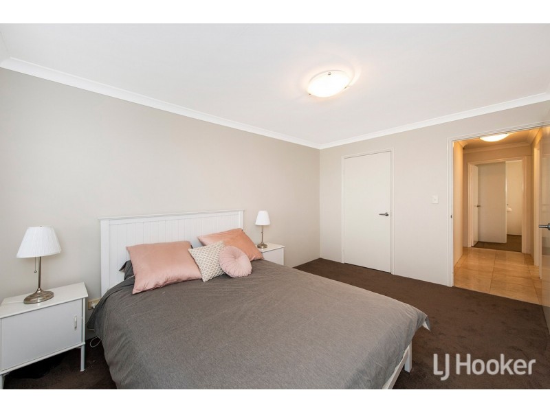 13 Seaview Place, Wannanup WA 6210