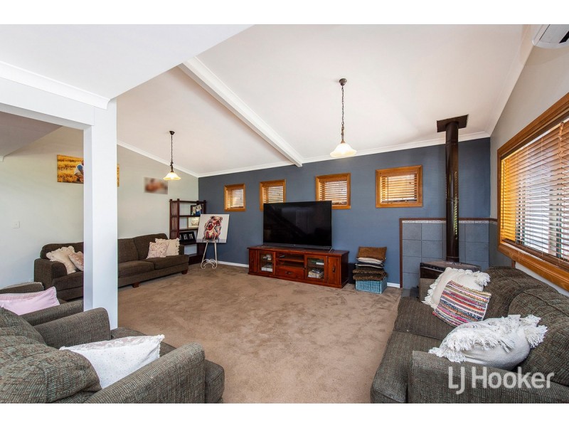 17 Touchstone Drive, Dawesville WA 6211