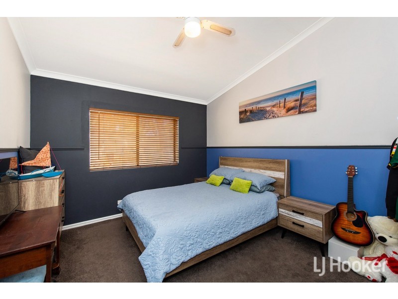 17 Touchstone Drive, Dawesville WA 6211