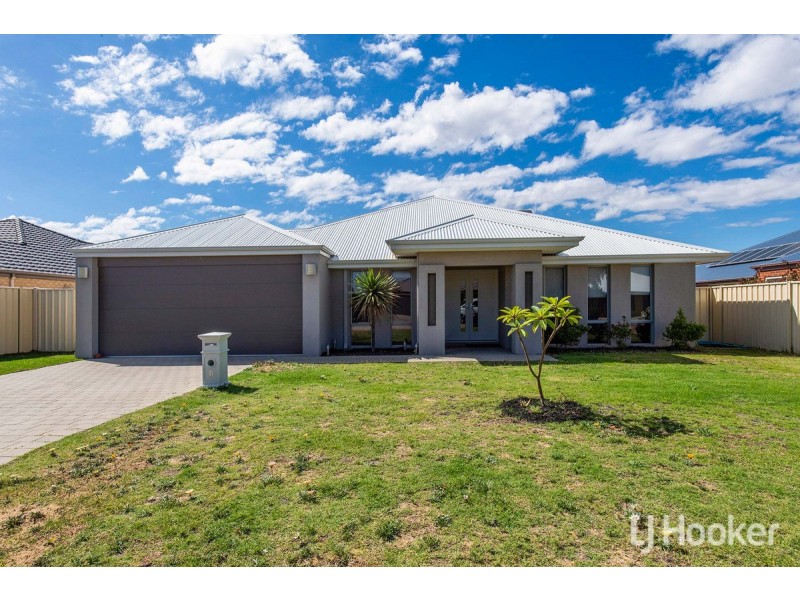 8 Dowerin Circuit, Lakelands WA 6180