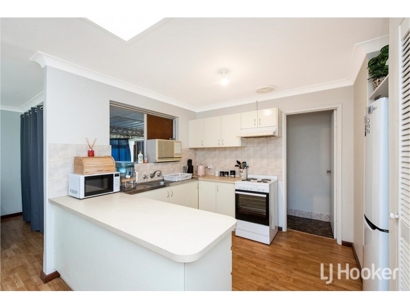 4 Maria Place, Dudley Park WA 6210