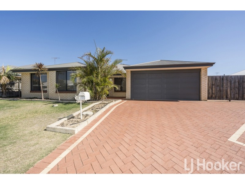 23 Senecio Way, Halls Head WA 6210