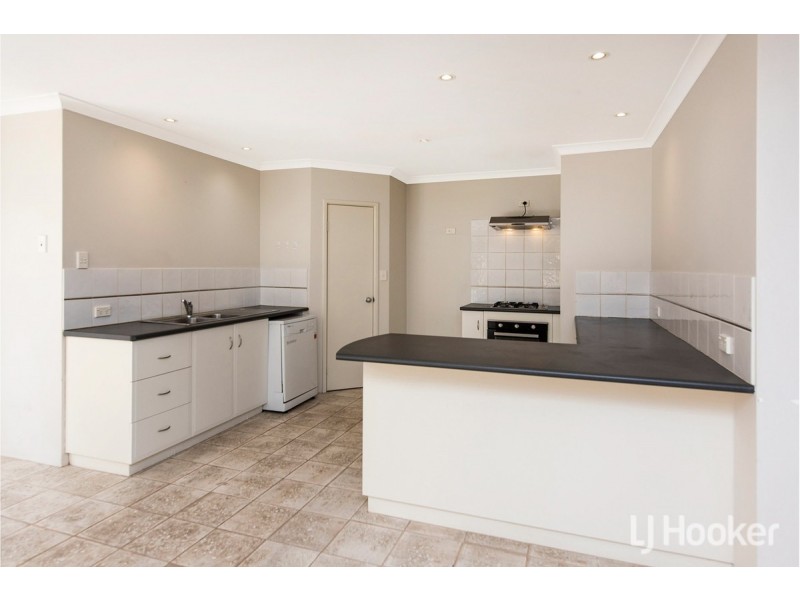 1/69 Westview Parade, Wannanup WA 6210