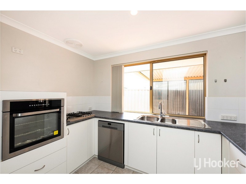 7B Shanto Court, Dudley Park WA 6210