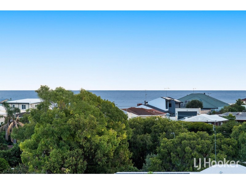 7 Allan Place, Halls Head WA 6210