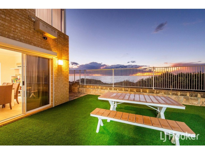 21B Caravel Way, Halls Head WA 6210