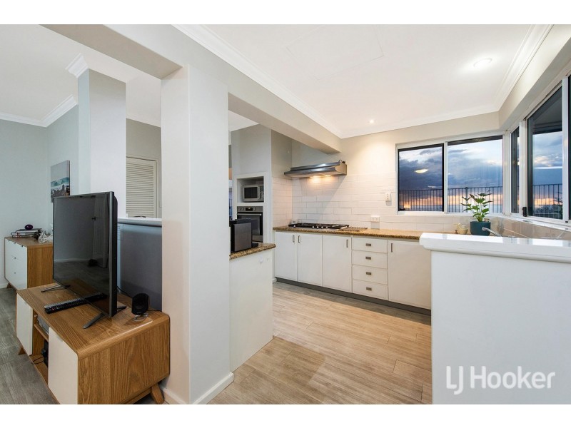 21B Caravel Way, Halls Head WA 6210