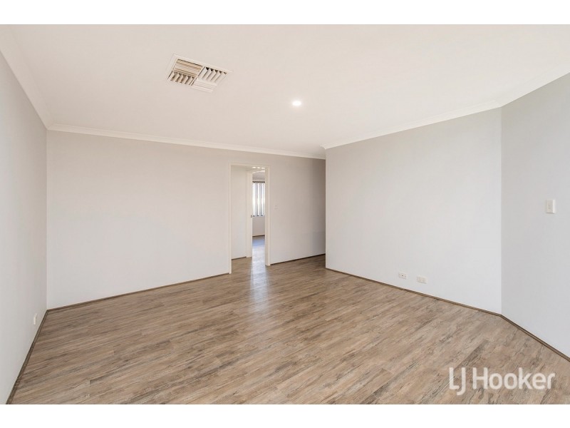 10 Rosebud Place, Halls Head WA 6210