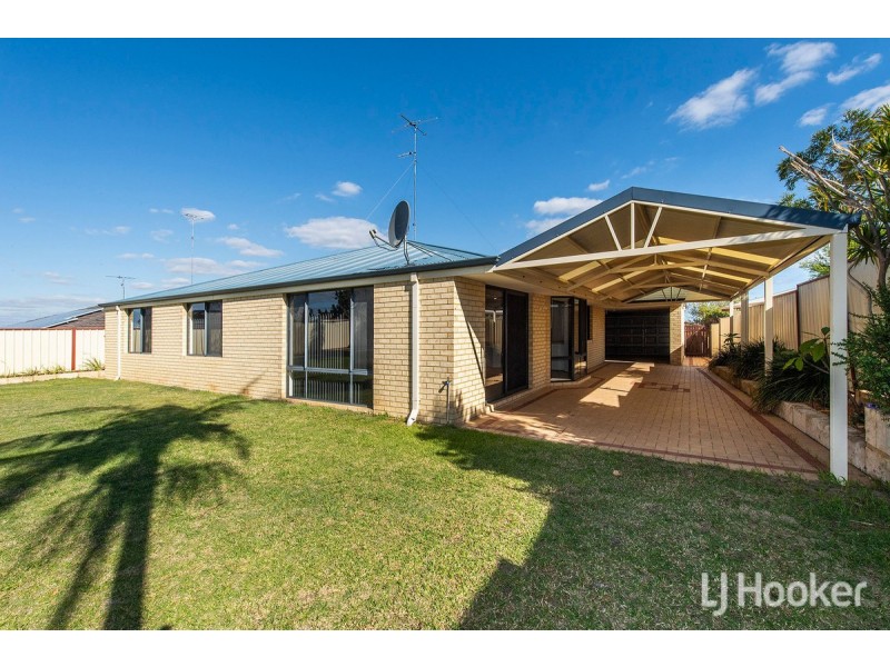 10 Rosebud Place, Halls Head WA 6210