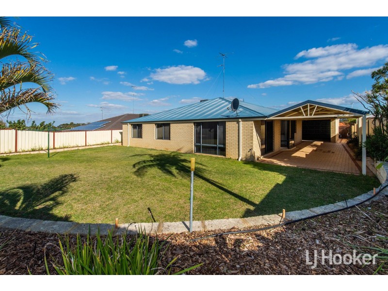 10 Rosebud Place, Halls Head WA 6210