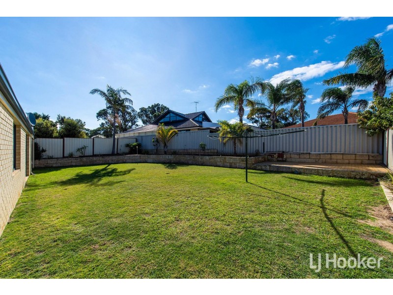10 Rosebud Place, Halls Head WA 6210