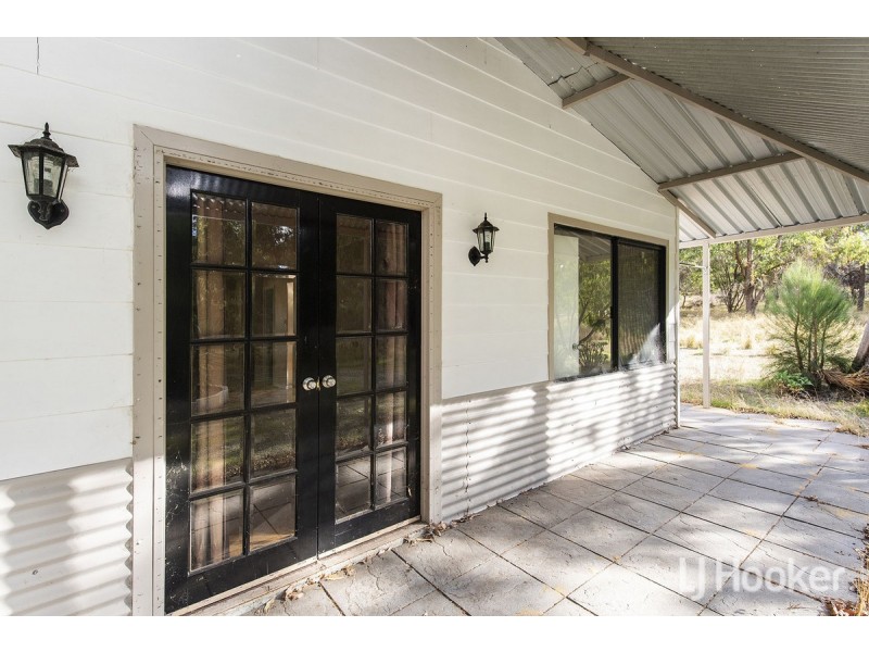 15 Pitman Road, Lake Clifton WA 6215