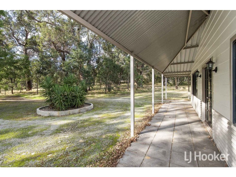 15 Pitman Road, Lake Clifton WA 6215