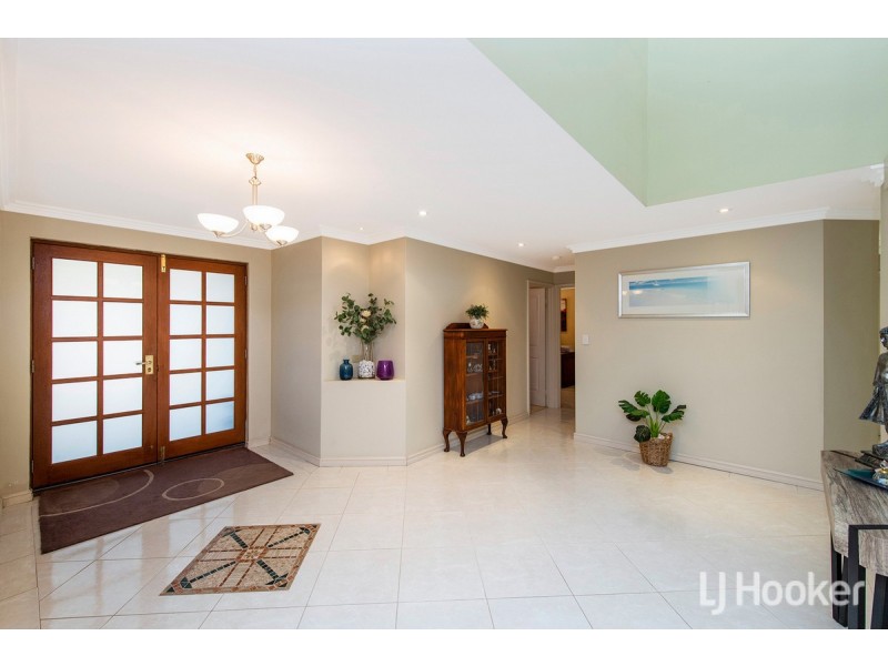 26 Princeton Drive, Wannanup WA 6210