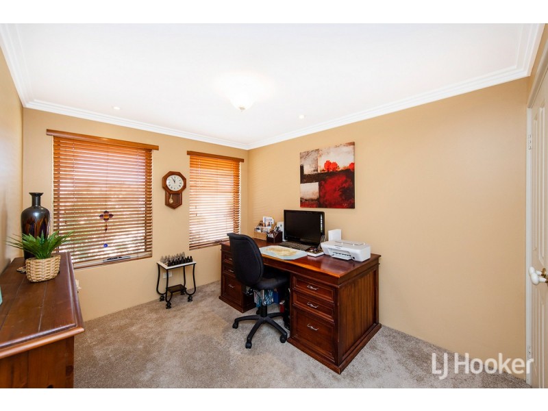 26 Princeton Drive, Wannanup WA 6210