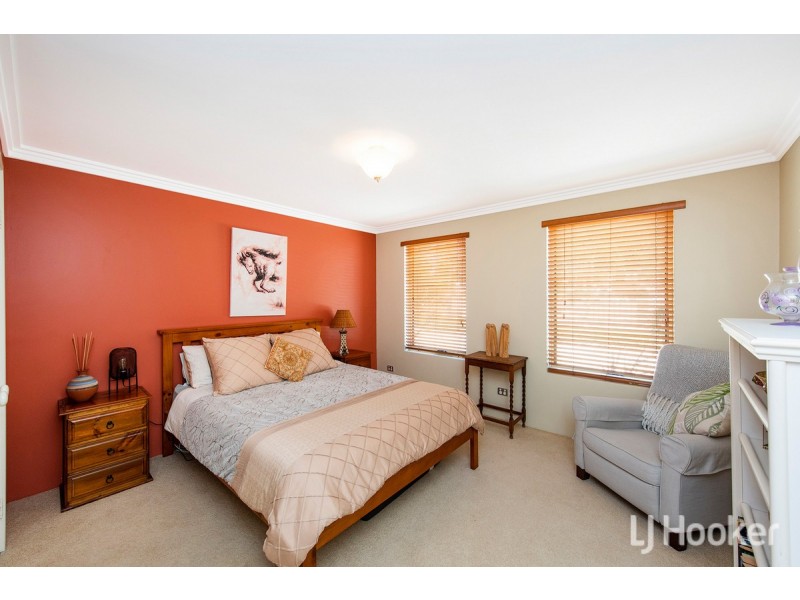 26 Princeton Drive, Wannanup WA 6210