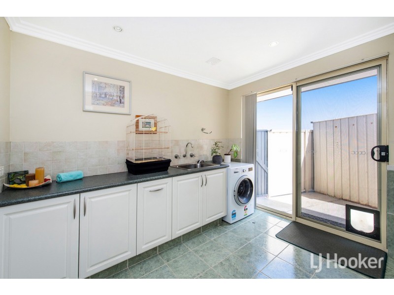 26 Princeton Drive, Wannanup WA 6210