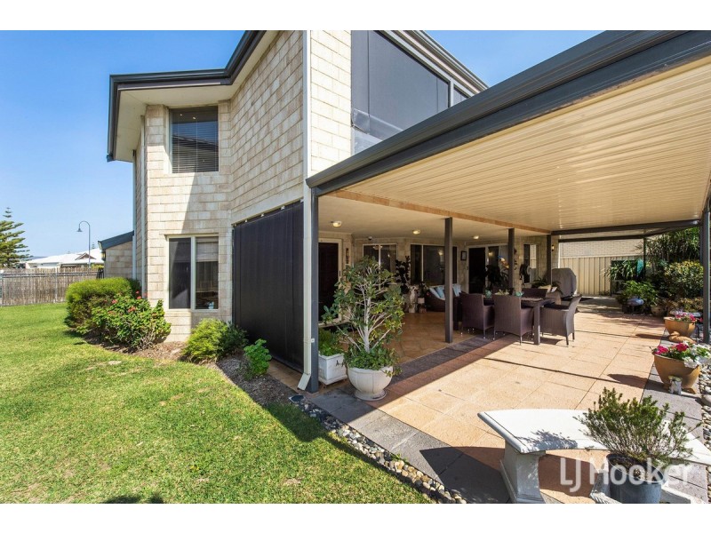 26 Princeton Drive, Wannanup WA 6210