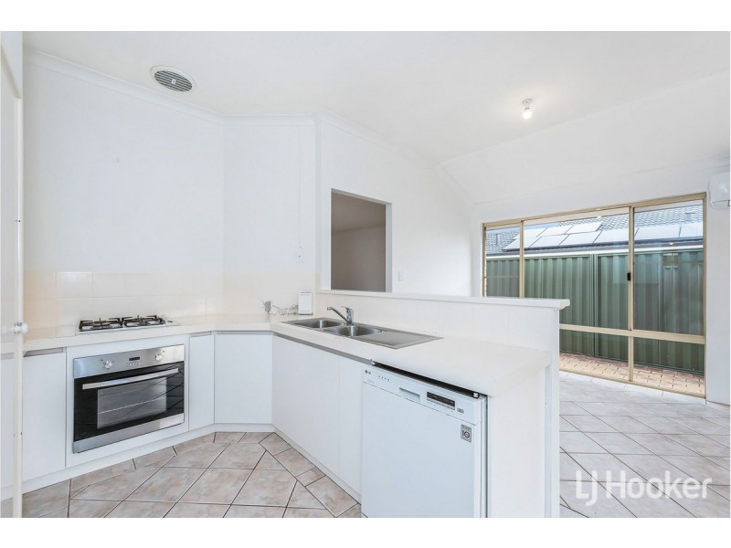 49B Templetonia Promenade, Halls Head WA 6210