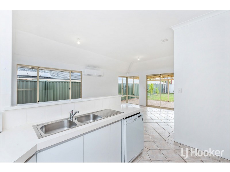 49B Templetonia Promenade, Halls Head WA 6210