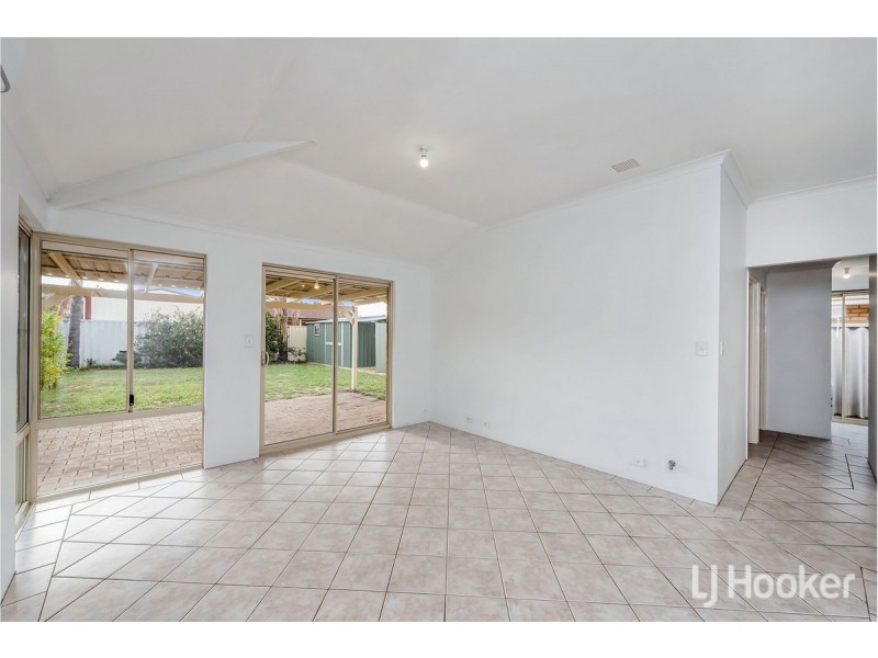 49B Templetonia Promenade, Halls Head WA 6210