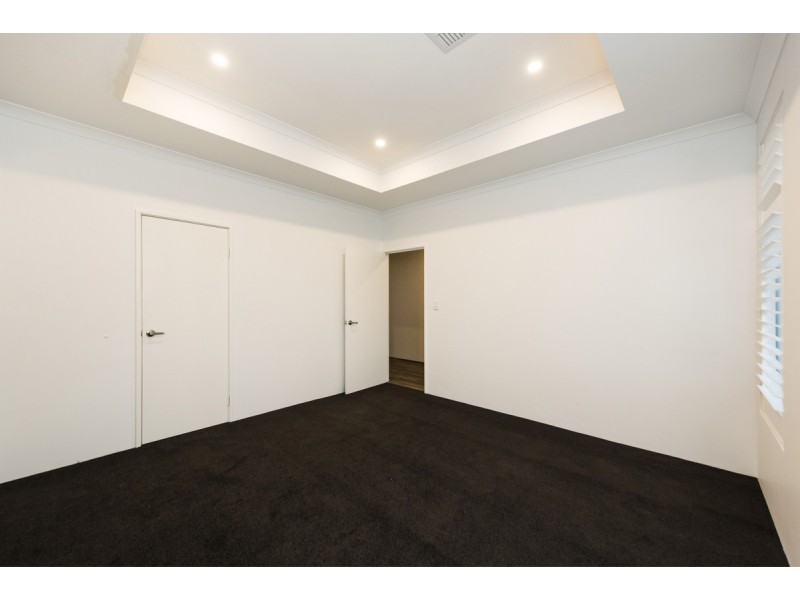 15 Possum Drive, Wannanup WA 6210