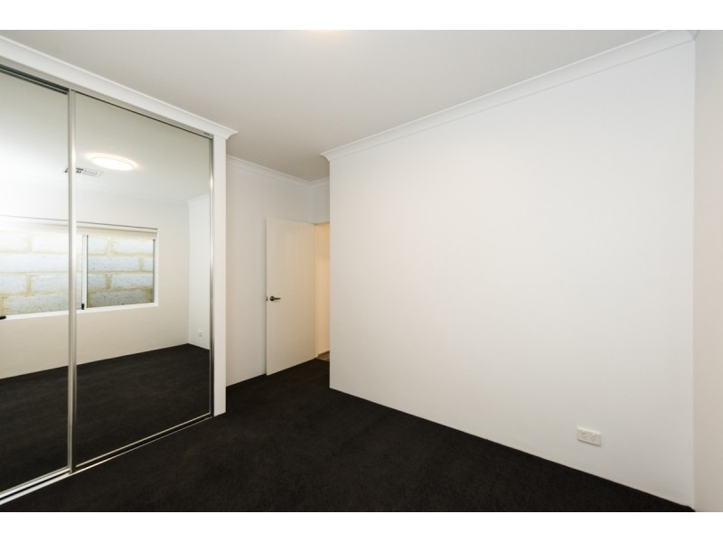 15 Possum Drive, Wannanup WA 6210