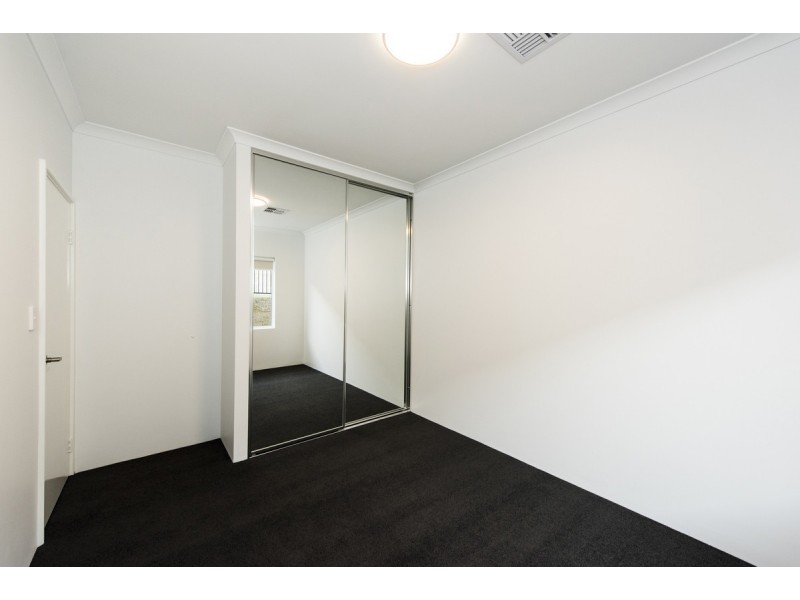 15 Possum Drive, Wannanup WA 6210