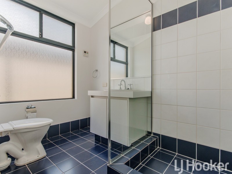 11 Mileura Street, Golden Bay WA 6174