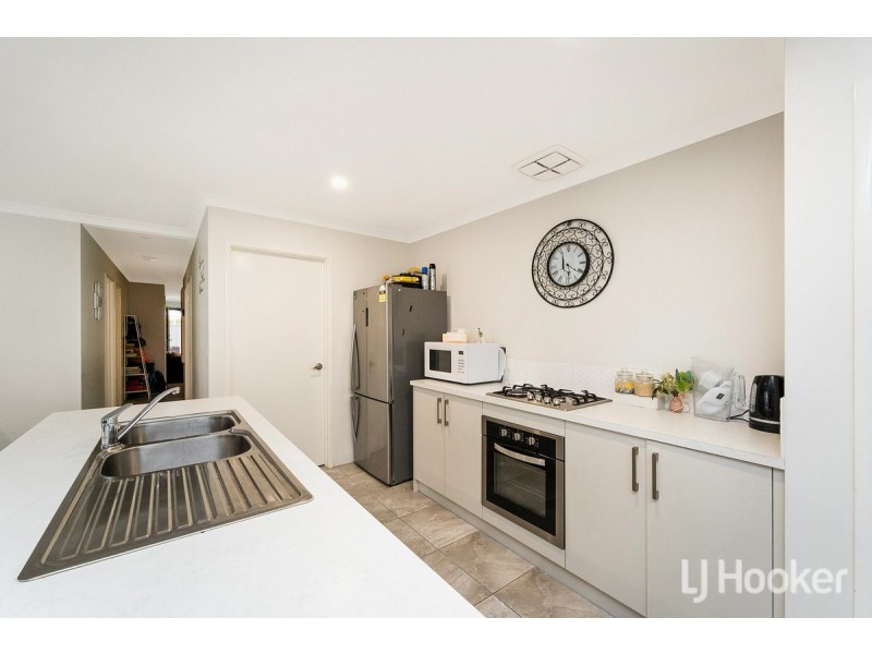 59 Gooljak Rise, Lakelands WA 6180
