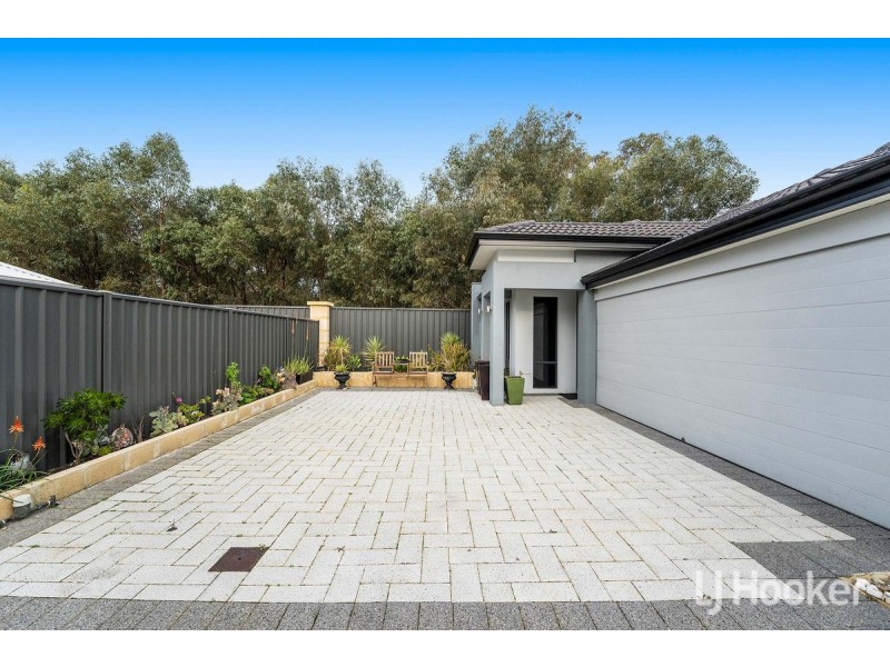 59 Gooljak Rise, Lakelands WA 6180