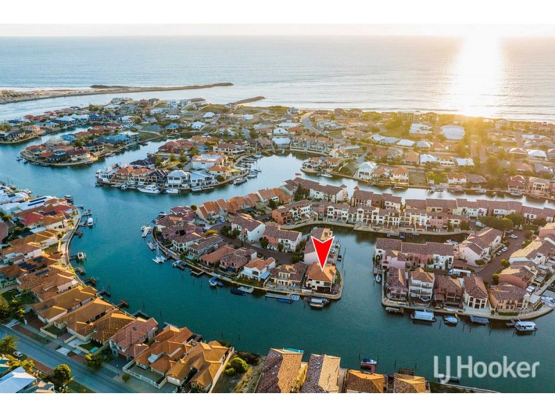 60/18 Port Quays, Wannanup WA 6210