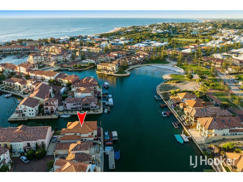 60/18 Port Quays, Wannanup WA 6210