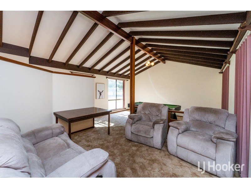 1 Yukon Close, Greenfields WA 6210