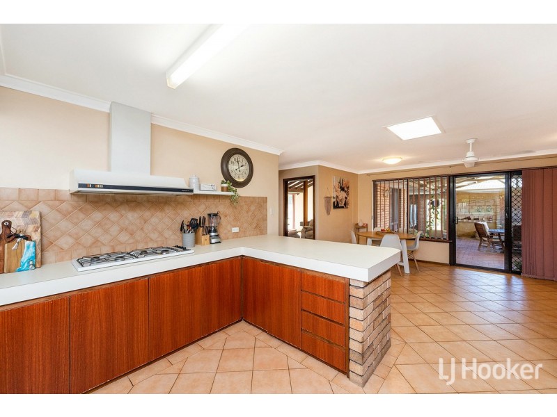 1 Yukon Close, Greenfields WA 6210