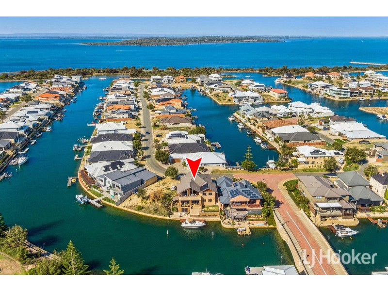 3 Sandpiper Island Retreat, Wannanup WA 6210