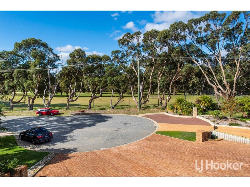5 Kilkenny Gardens, Halls Head WA 6210
