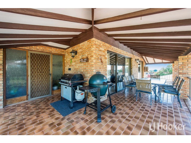 5 Kilkenny Gardens, Halls Head WA 6210