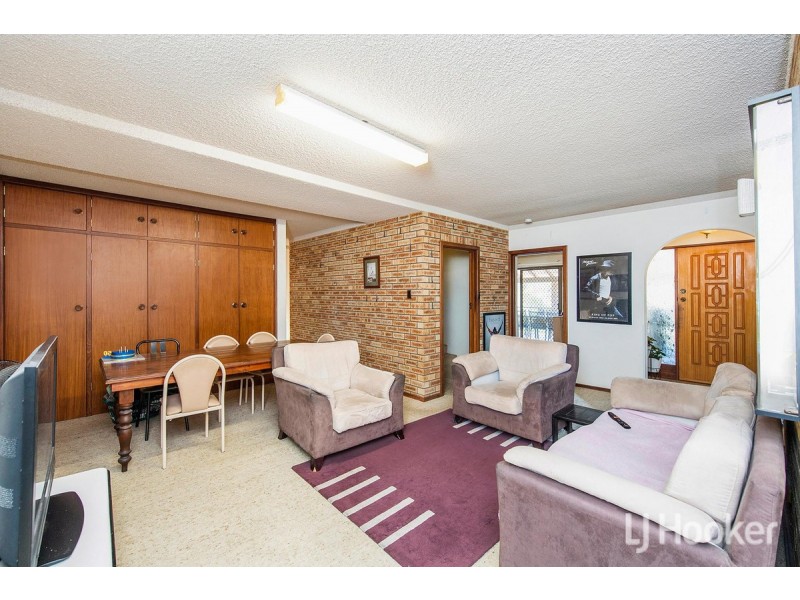 5 Kilkenny Gardens, Halls Head WA 6210