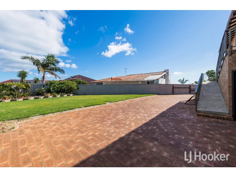 5 Kilkenny Gardens, Halls Head WA 6210